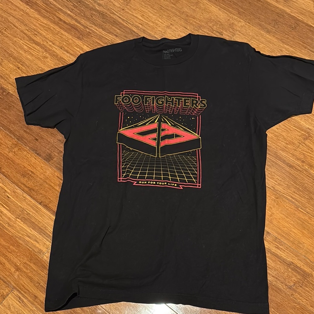 Black Short Sleeve Tee Foo Fighters Size Large